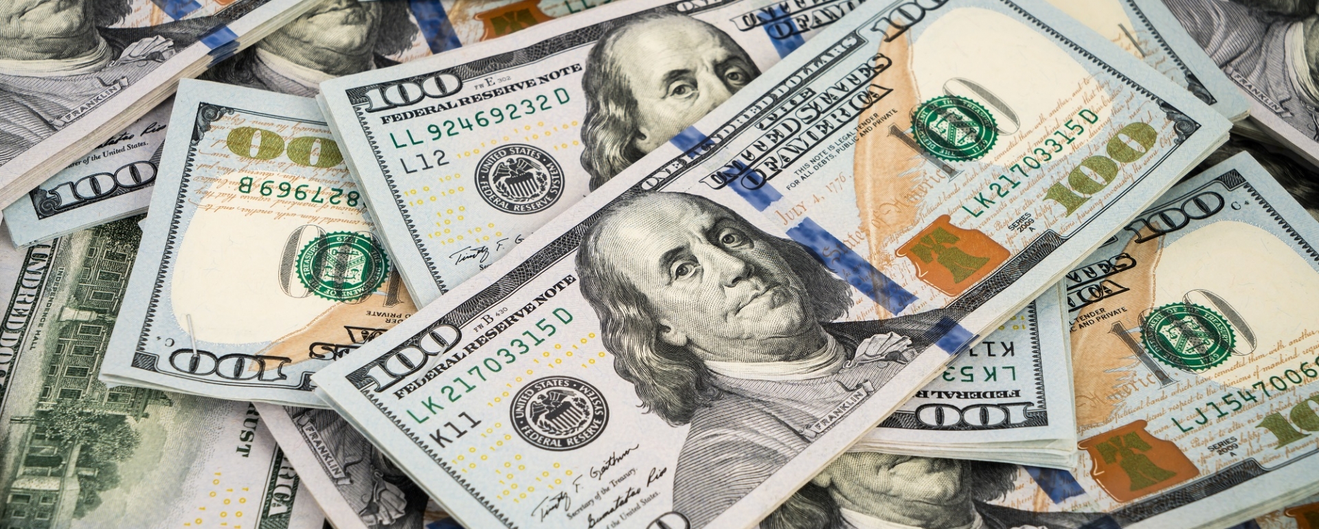 ¿CUÁLES SON LAS IMPLICACIONES ECONÓMICAS DE LA LEGITIMACIÓN DE CAPITALES?